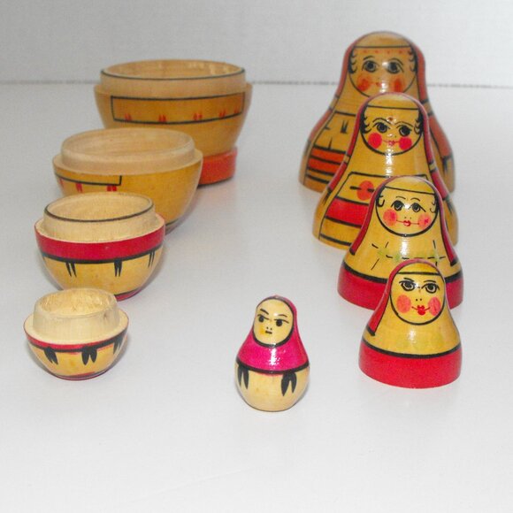 Nesting Dolls - Tallest Doll is 4-1/4"  - Wooden - Hand Painted - Set of 5 - Picture 2 of 7